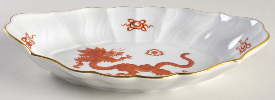 Ming Dragon Red (Ornate, No Band Border) 10" Oval Serving Platter by Meissen (Germany)-1