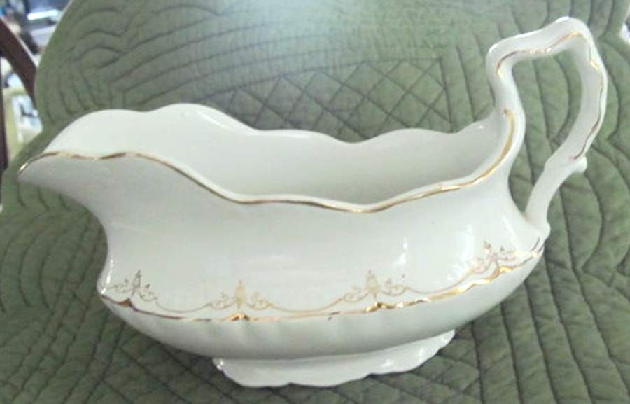 Mea161 Gravy Boat by Alfred Meakin-1