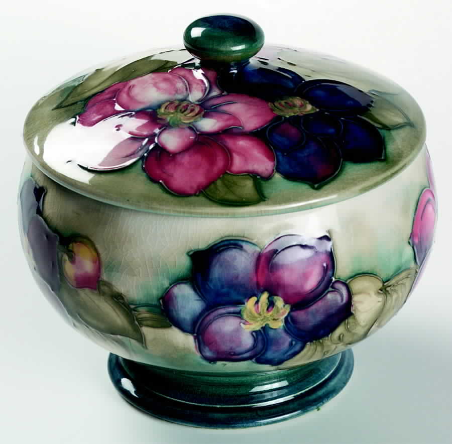 Clematis Candy Box & Lid by Moorcroft-1