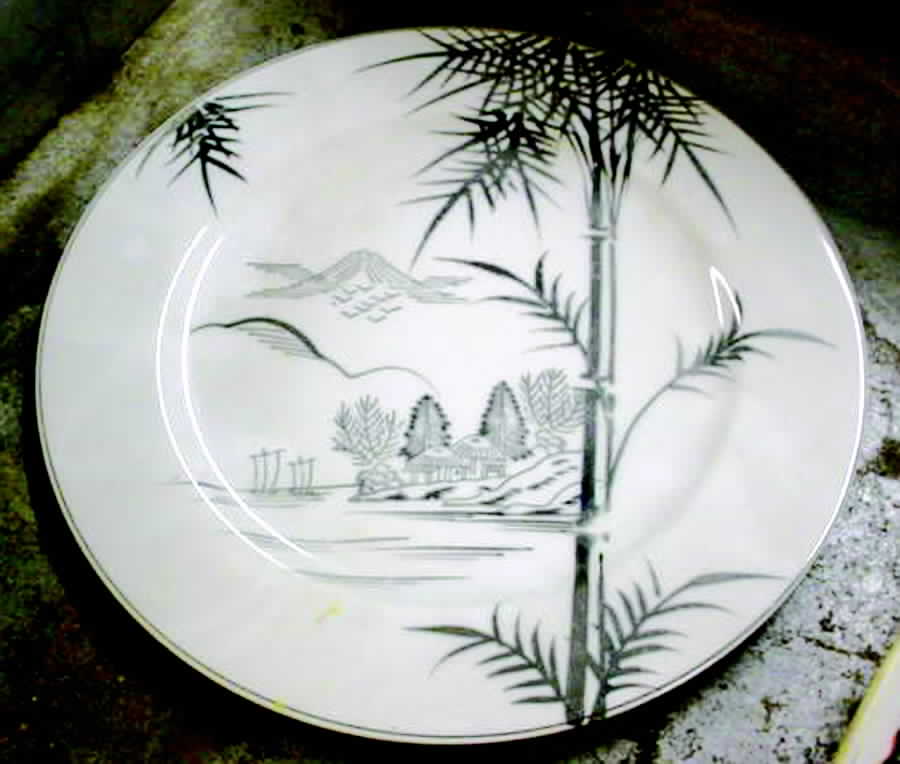 MA5 Dinner Plate by Manna (Japan)-1