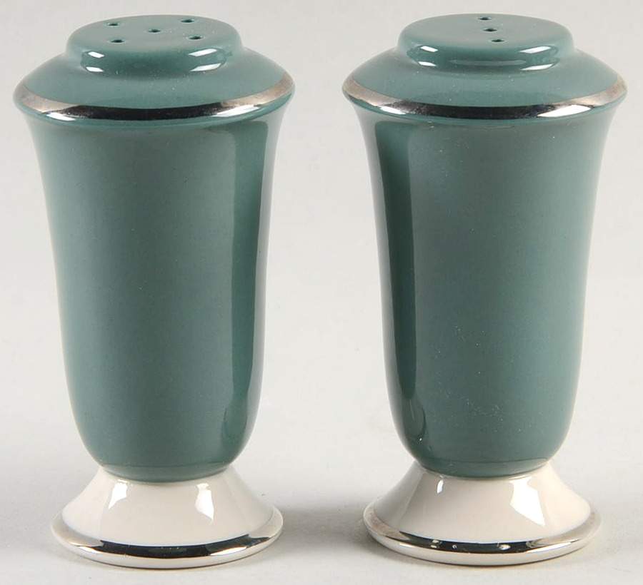 MCH9 Salt & Pepper Set by Manchester-1
