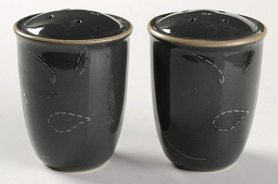 Bellaflora Salt & Pepper Set by Mikasa-1