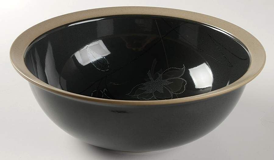 Bellaflora 9" Round Vegetable Bowl by Mikasa-1