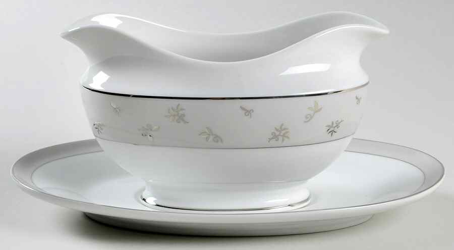 Cachemire Gravy Boat & Underplate by Mikasa-1