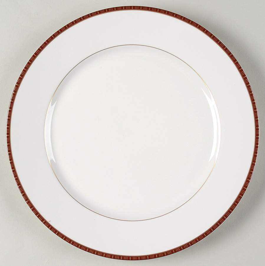 English Brocade Dinner Plate by Mikasa-1