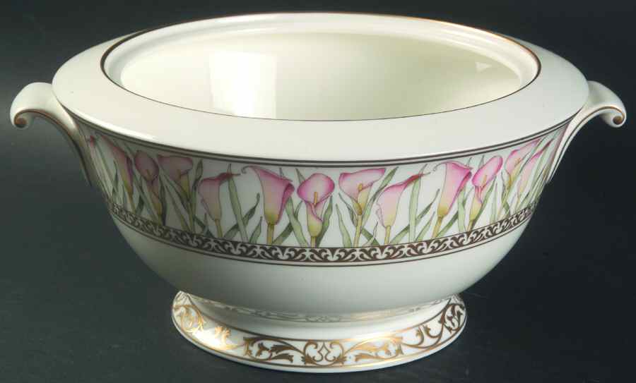Lily Moire 2 Qt Round Covered Casserole No Lid by Mikasa-1