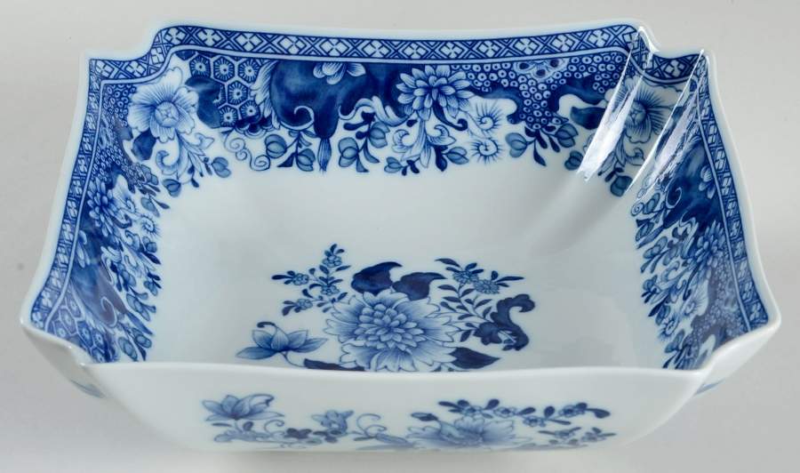 Metropolitan Museum Of Art 8" Square Bowl by Mottahedeh-1