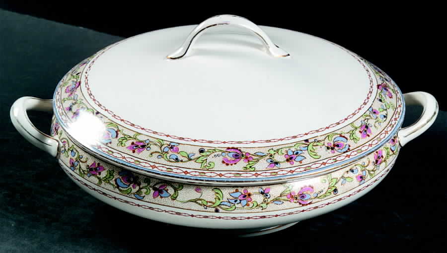 MAD150 Round Covered Vegetable by John Maddock & Sons-1