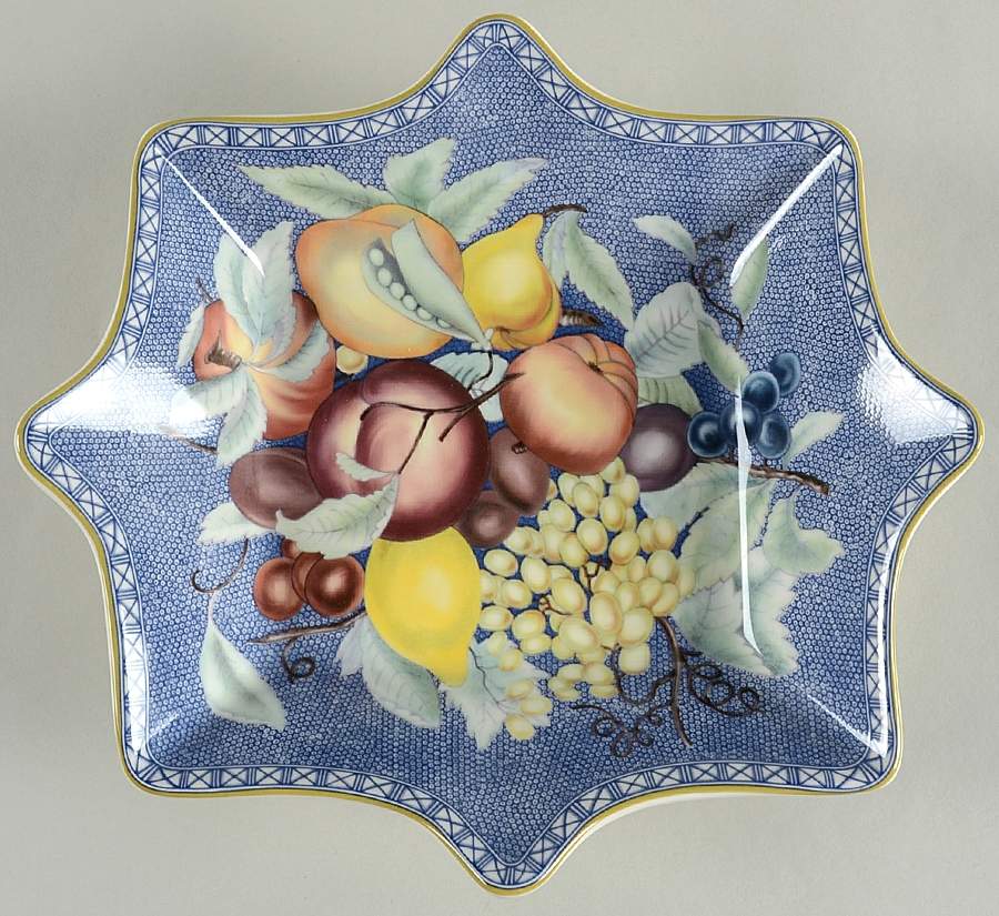 Apples, Berries & Cherries Star Shaped Dish by Mottahedeh-1