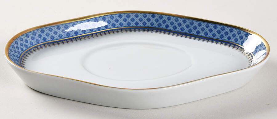 Indigo Wave Underplate for Gravy Boat by Mottahedeh-1