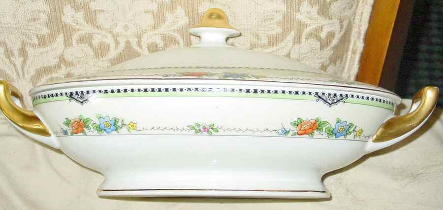 MEI912 Oval Covered Vegetable by Meito-1