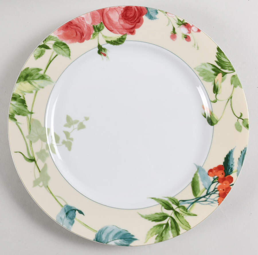Silk Brocade Dinner Plate by Mikasa-1