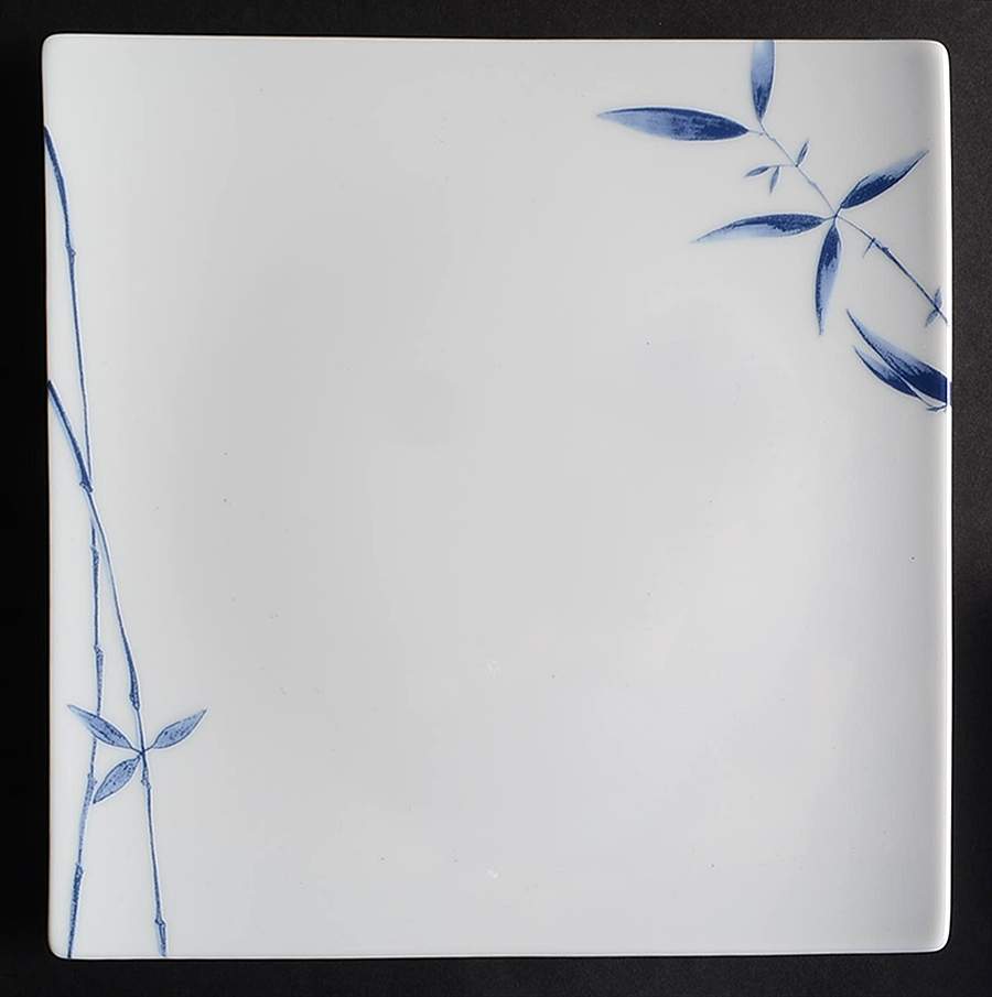 Regard (Oxygene Shape) Dinner Plate by Medard de Noblat-1