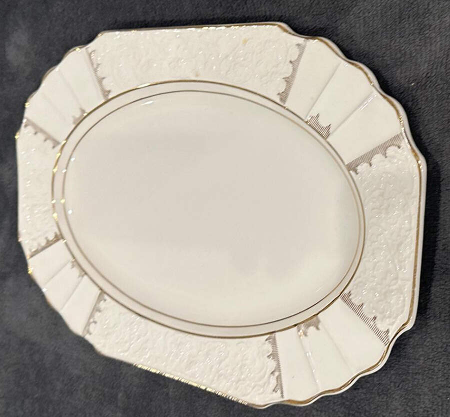 Princess Ann 11" Oval Serving Platter by Myott Staffordshire-1