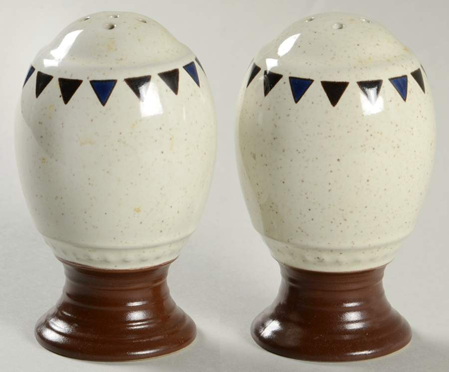 Metropolis Salt & Pepper Set by Mikasa-1
