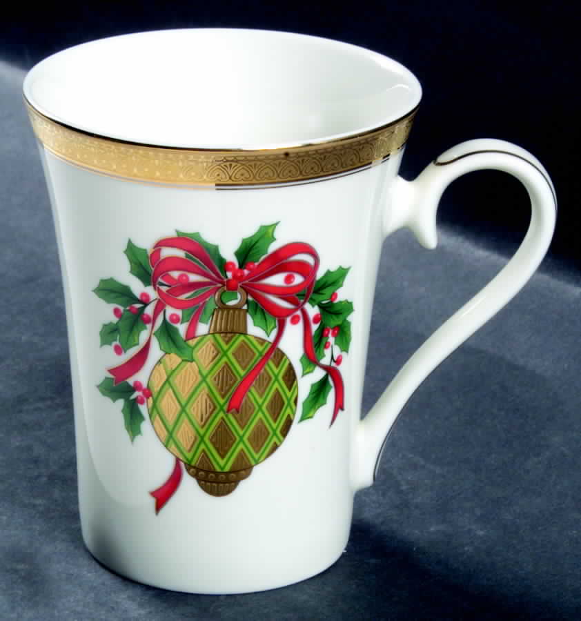 Holly Ornament (Gold) Mug by Mikasa-1