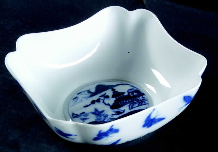 MOT39 6" Square Vegetable Bowl by Mottahedeh-1
