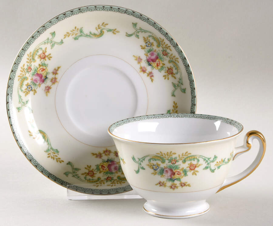 MEI930 Footed Cup & Saucer Set by Meito-1
