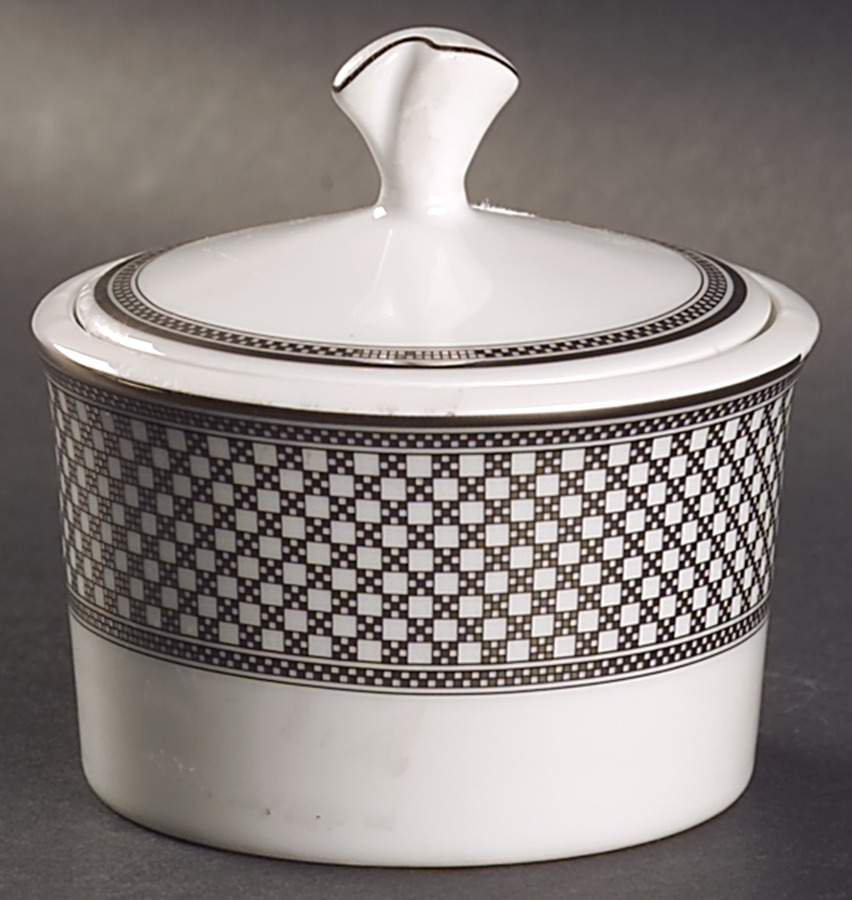 Majestic Manor (L3169) Sugar Bowl & Lid by Mikasa-1
