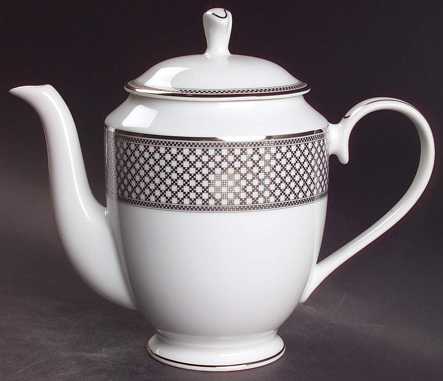Majestic Manor (L3169) Coffee Pot & Lid by Mikasa-1