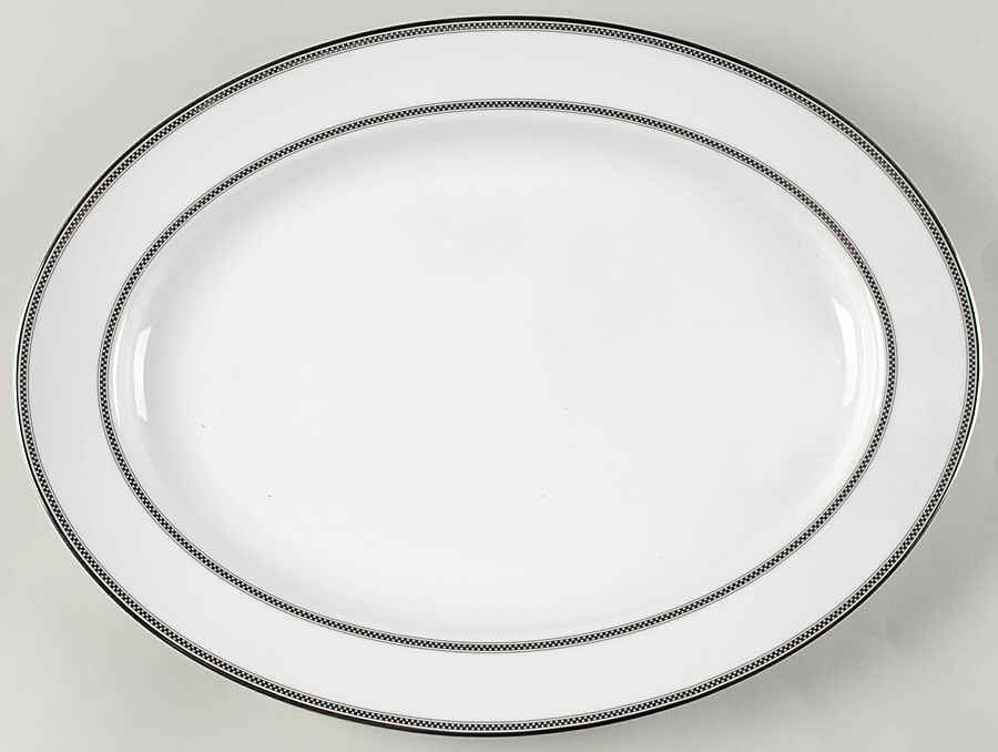 Majestic Manor (L3169) 15" Oval Serving Platter by Mikasa-1