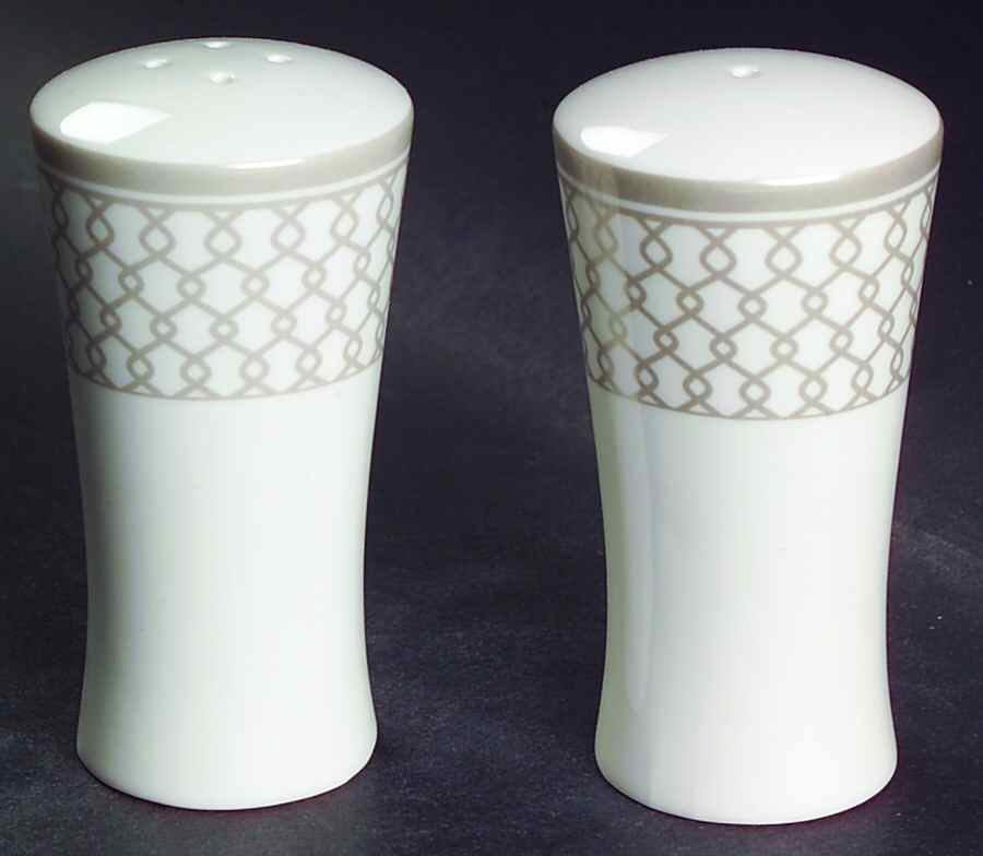Venetian Link Salt & Pepper Set by Mikasa-1