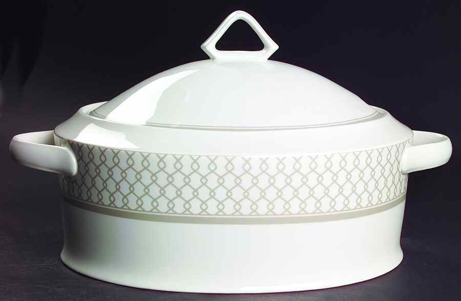 Venetian Link Tureen &  Lid by Mikasa-1