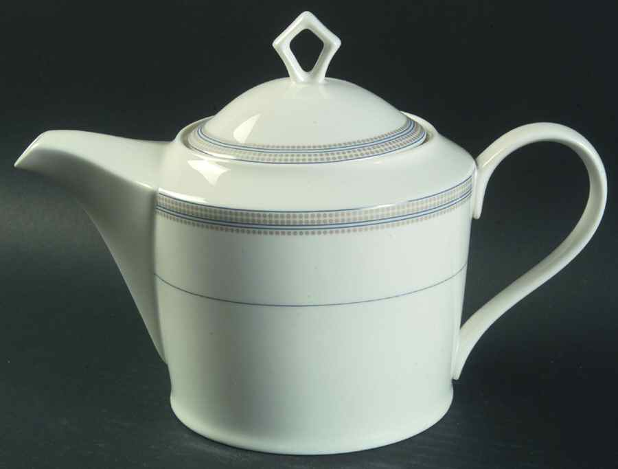 Silver Jewels (HK296) Teapot & Lid by Mikasa-1