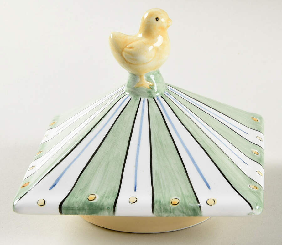 Rooster and Chicks Lid for Small Canister by Mesa Intl-1