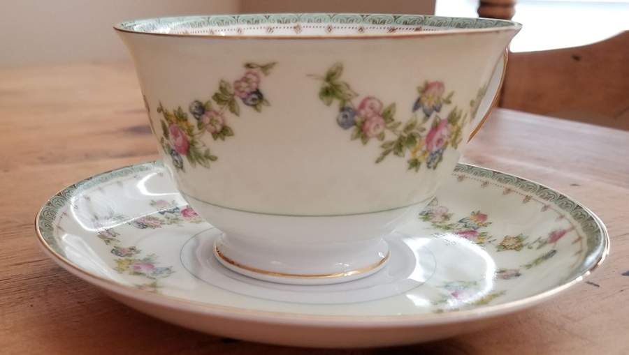 MEI931 Footed Cup & Saucer Set by Meito-1