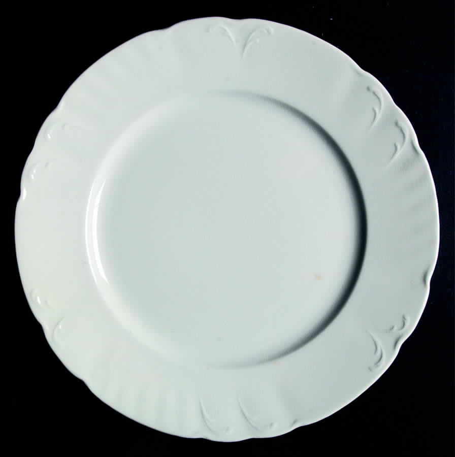 MEK180 Dinner Plate by J & G Meakin-1