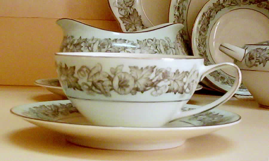 MEI935 Flat Cup & Saucer Set by Meito-1