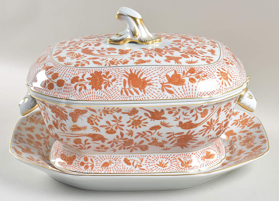 Sacred Bird & Butterfly (2004, Gold Accents) Octagonal Tureen & Lid with Underplate by Mottahedeh-1