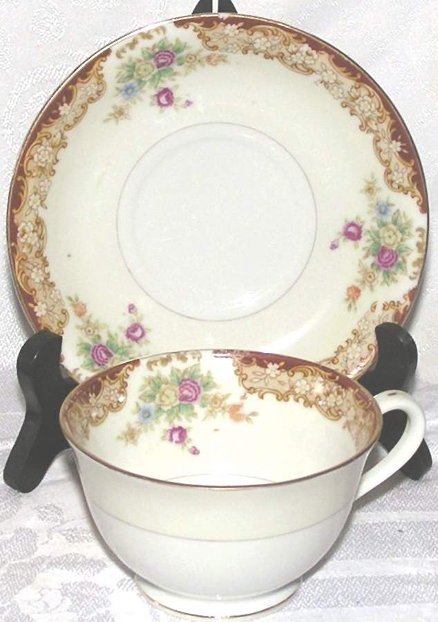 MJ4 Footed Cup & Saucer Set by M Japan-1