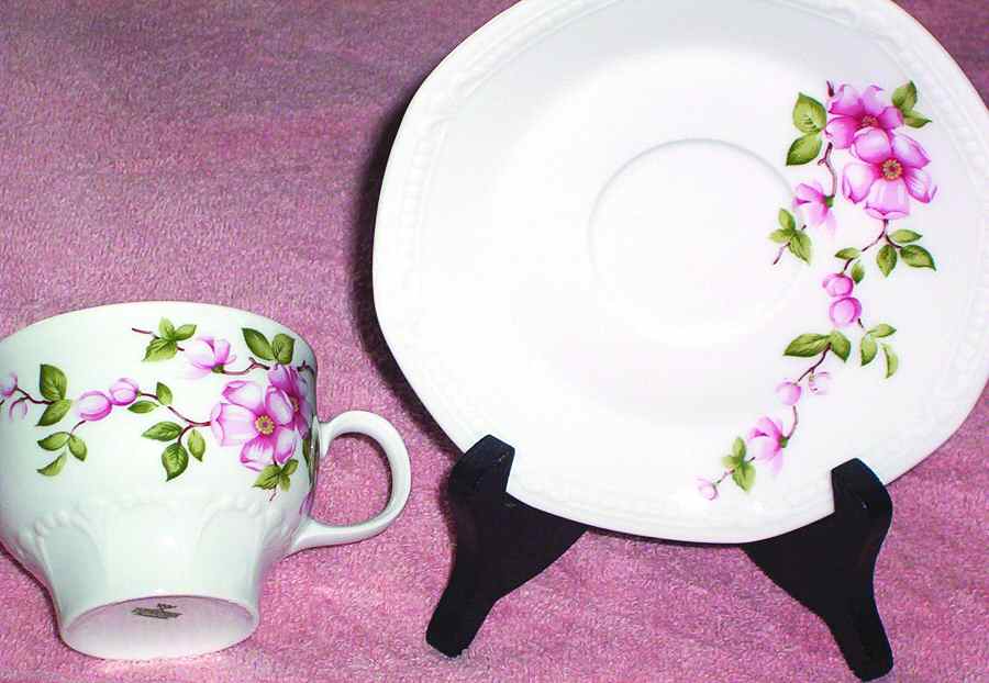 MIT170 Flat Cup & Saucer Set by Mitterteich-1