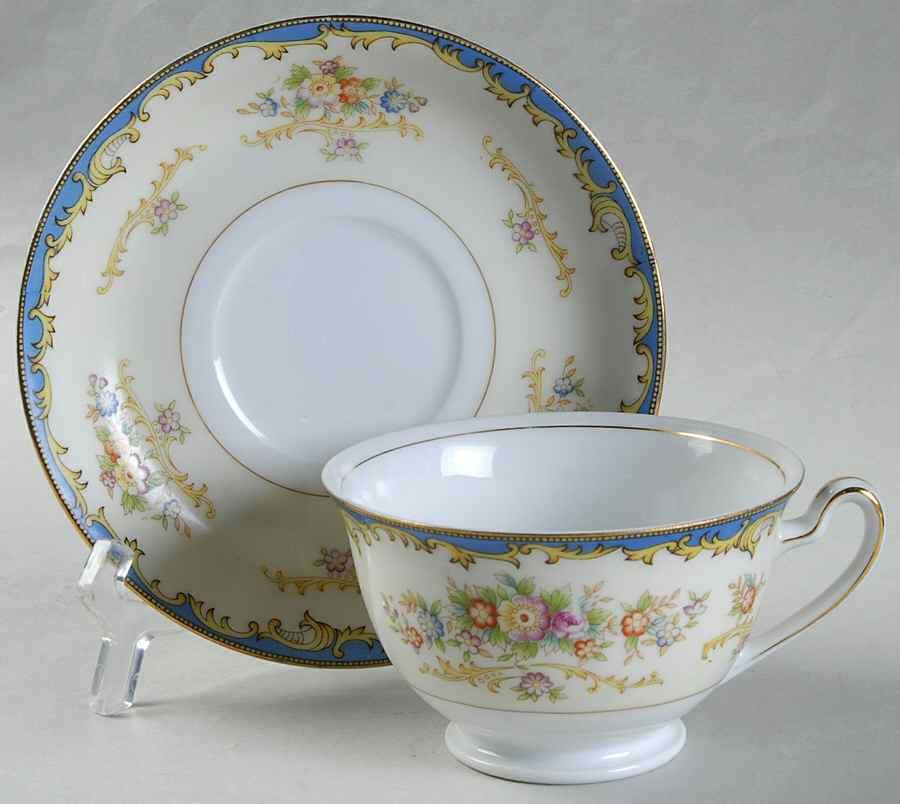 MOY5 Footed Cup & Saucer Set by Moriyama-1
