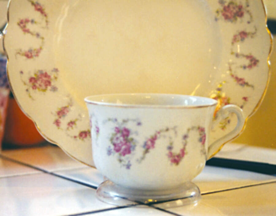 MEA197 Footed Cup by Alfred Meakin-1
