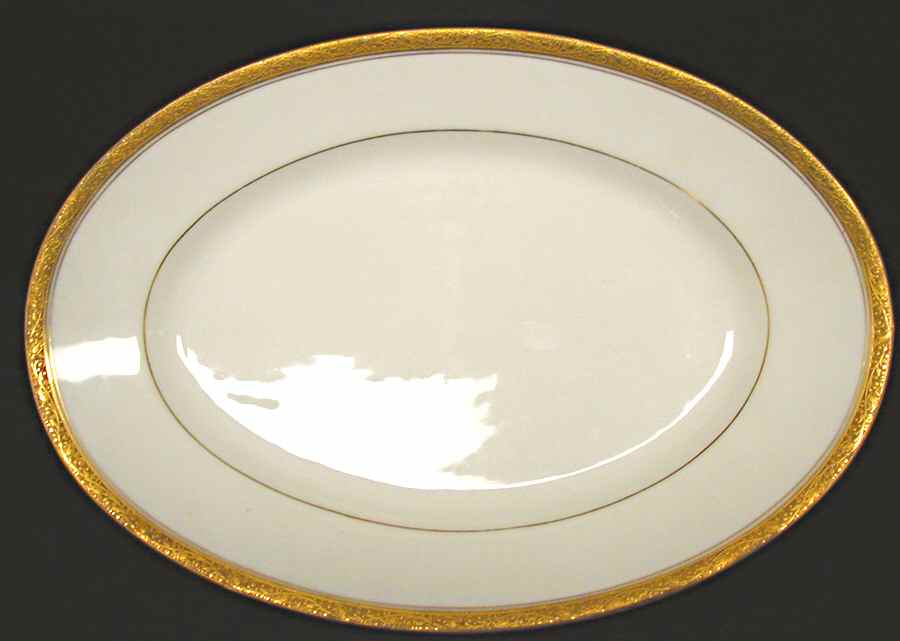 Ivy 14" Oval Serving Platter by Macy's (China)-1