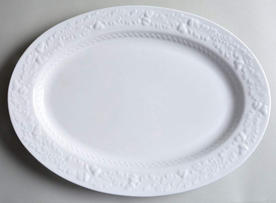 Acorn 16" Oval Serving Platter by Martha Stewart-1