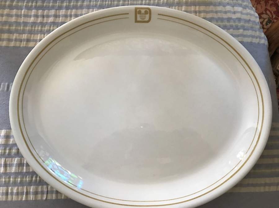 MYR39 11" Oval Serving Platter by Mayer (American)-1