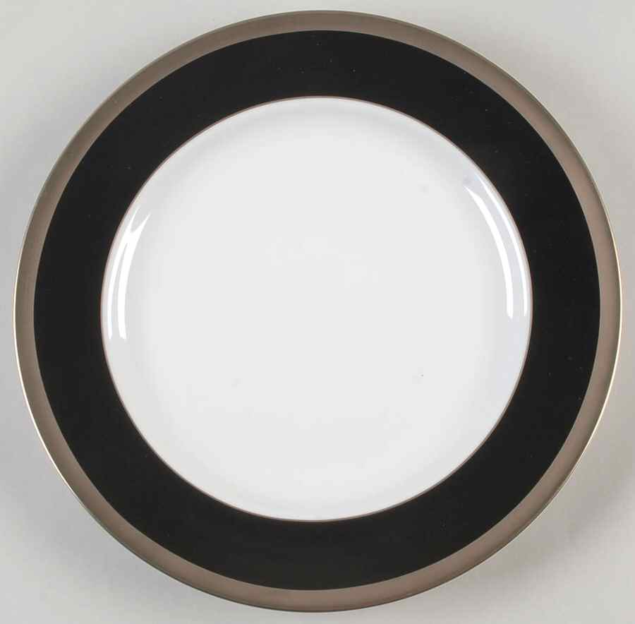 Tuxedo Black Dinner Plate by Marc Blackwell-1