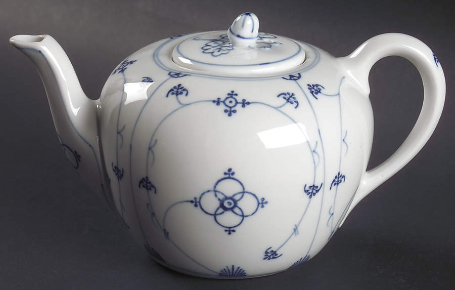 MOS13 Teapot & Lid by Moschendorf-1