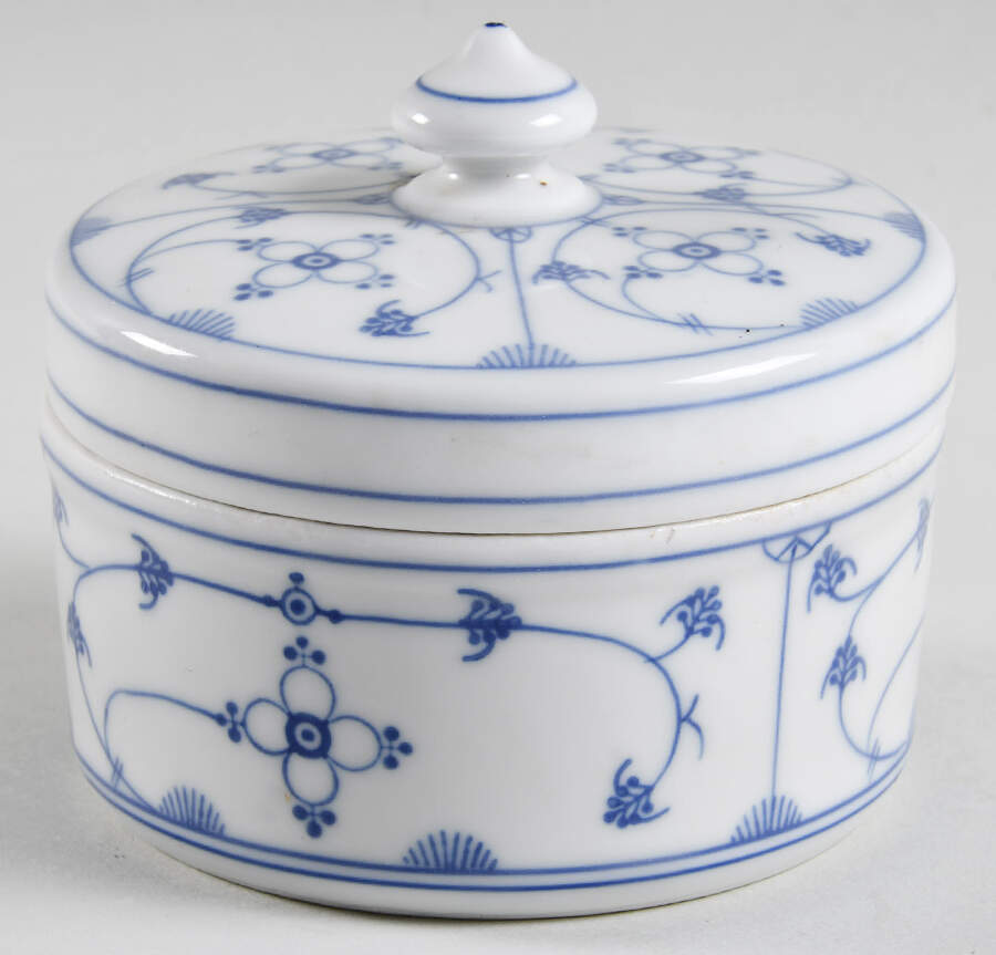 MOS13 4" Round Box & Lid by Moschendorf-1