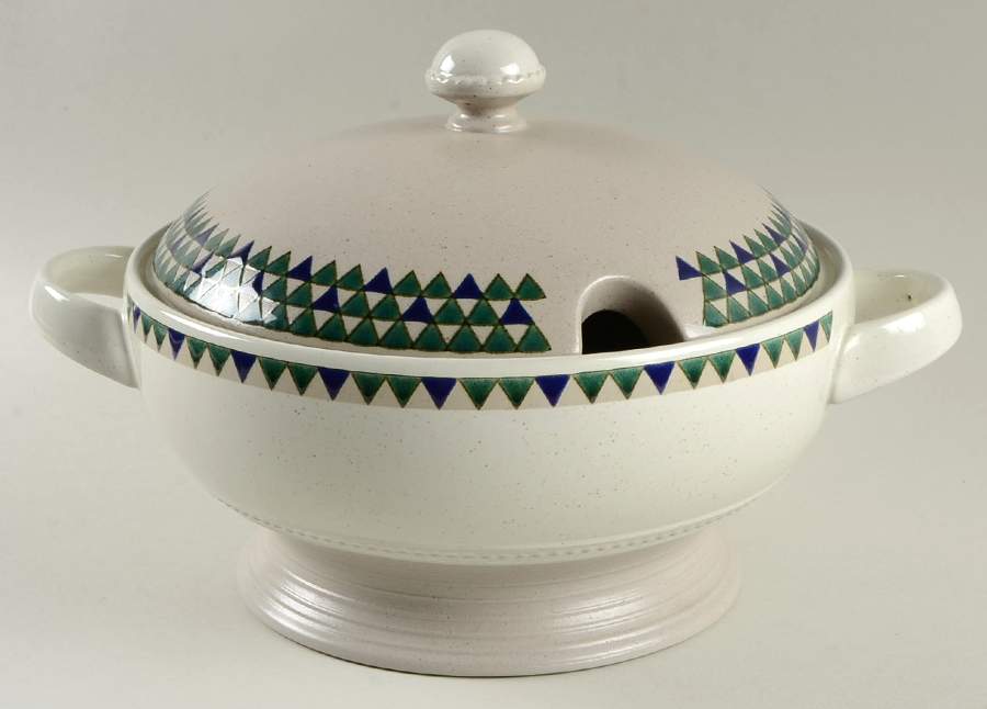 Laredo Tureen &  Lid by Mikasa-1