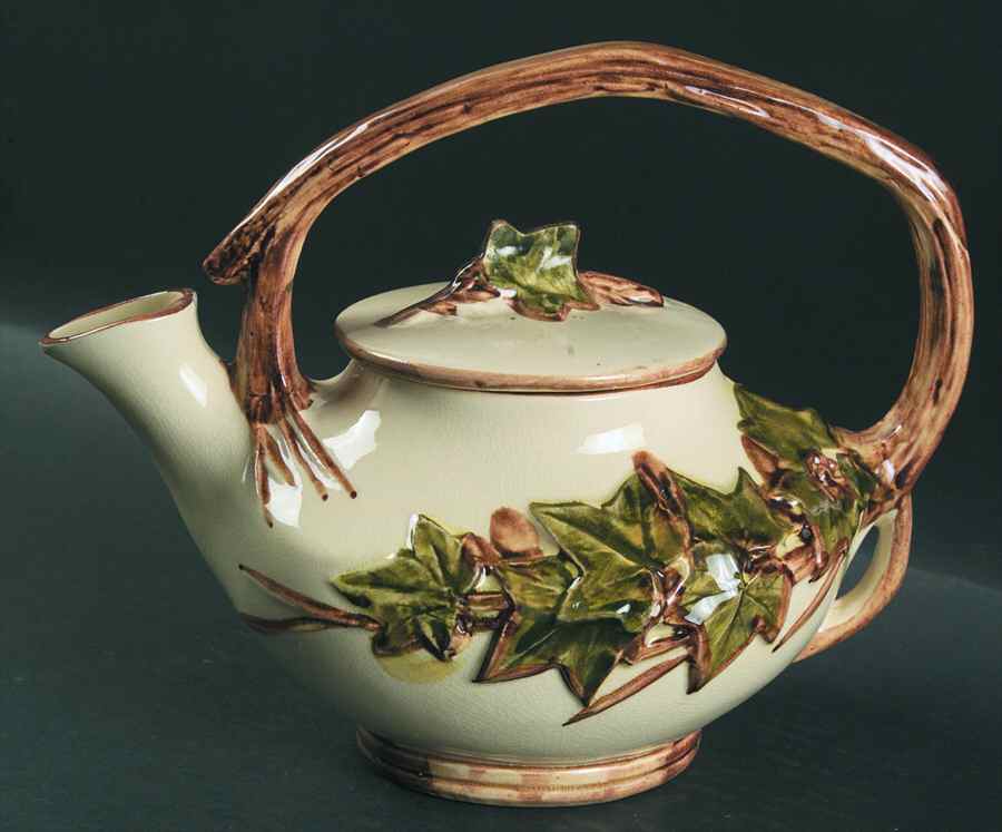 Ivy Teapot & Lid by Nelson McCoy-1