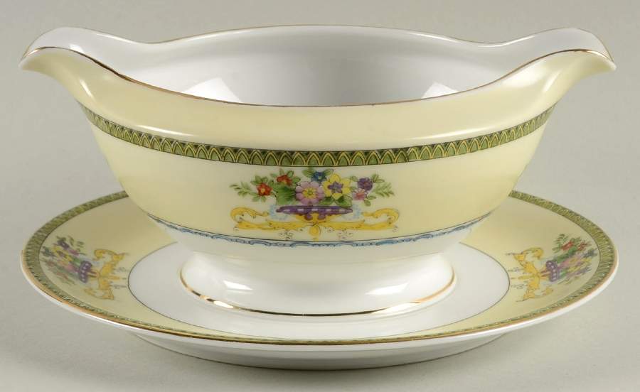 Adams Gravy Boat with Attached Underplate by Meito-1