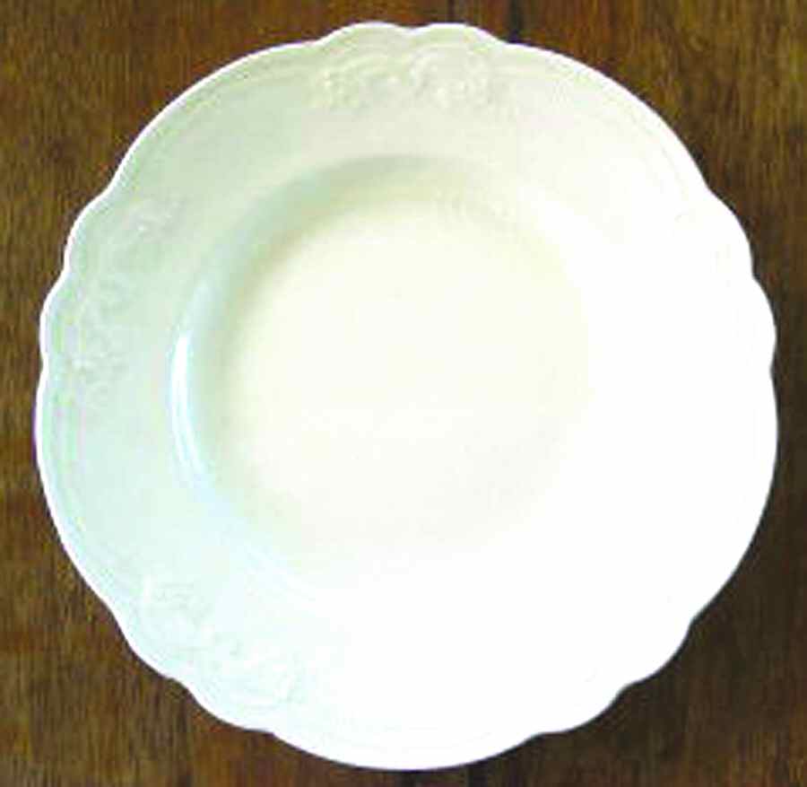 Liberty Dinner Plate by J & G Meakin-1