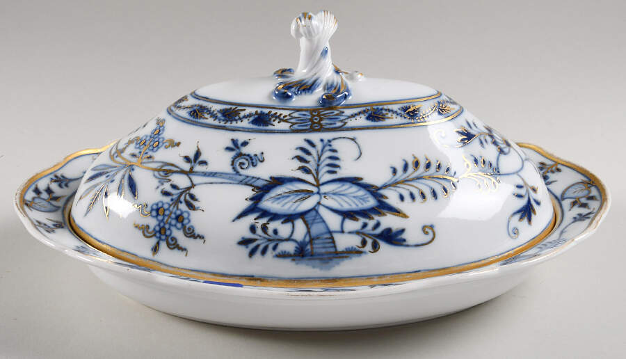 Blue Onion (Gold Trim Accent) Oval Covered Vegetable by Meissen (Germany)-1