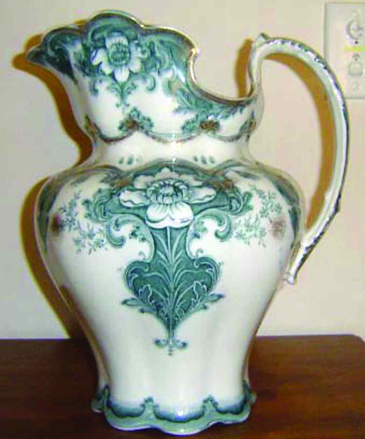 Argent Pitcher by J & G Meakin-1