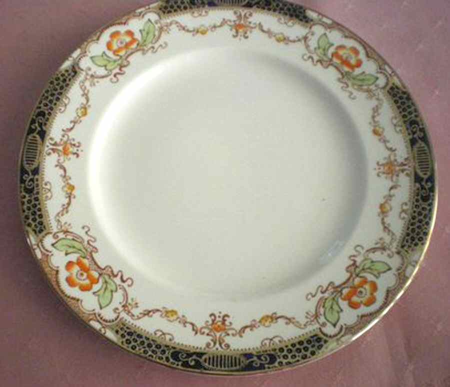 Hampton Dinner Plate by Alfred Meakin-1
